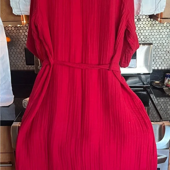 Red muslin Robe - Picture 2 of 3